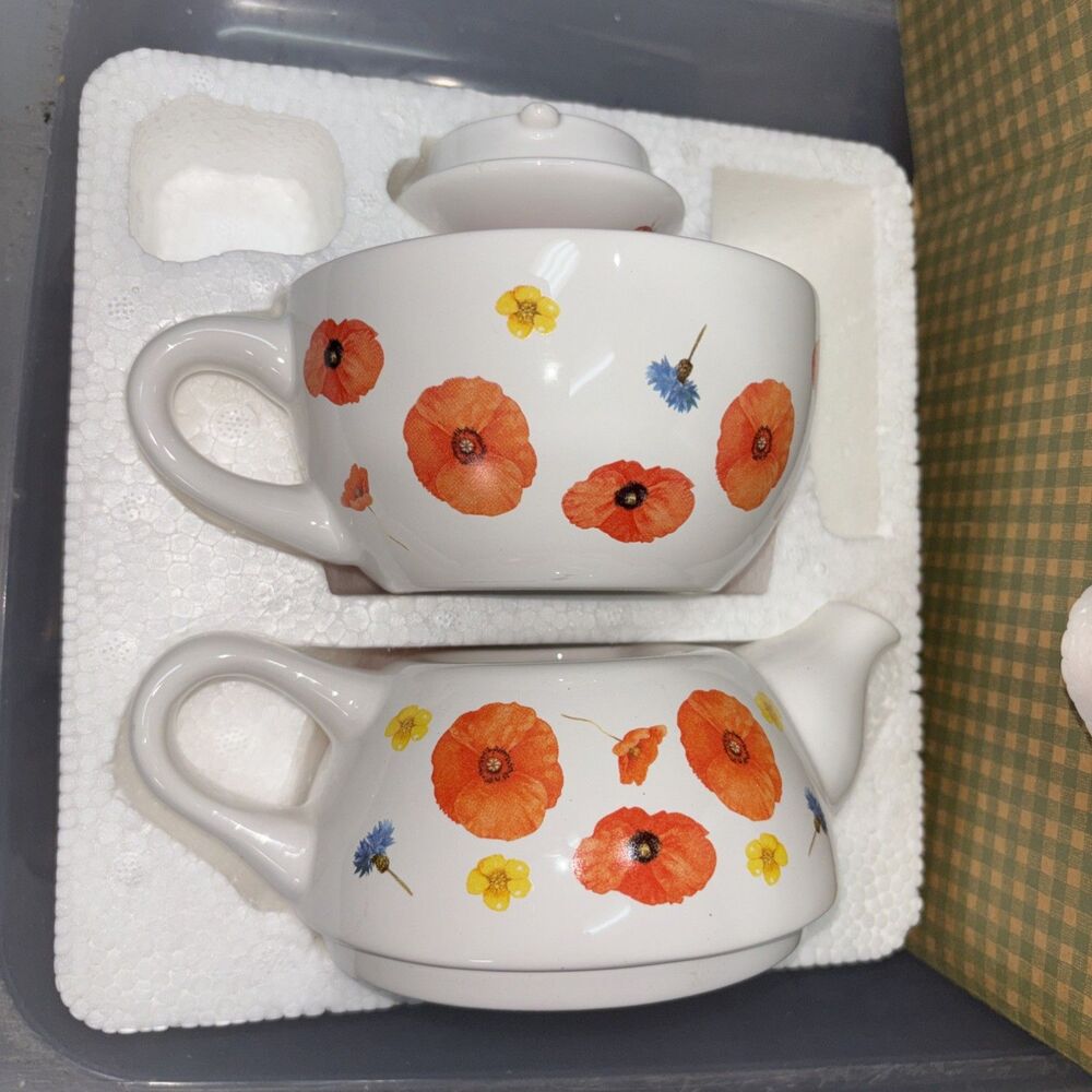 Marjolein Bastin Ceramic Tea for One Avon 1998 Box Floral 3 Piece Mug Pot Lid